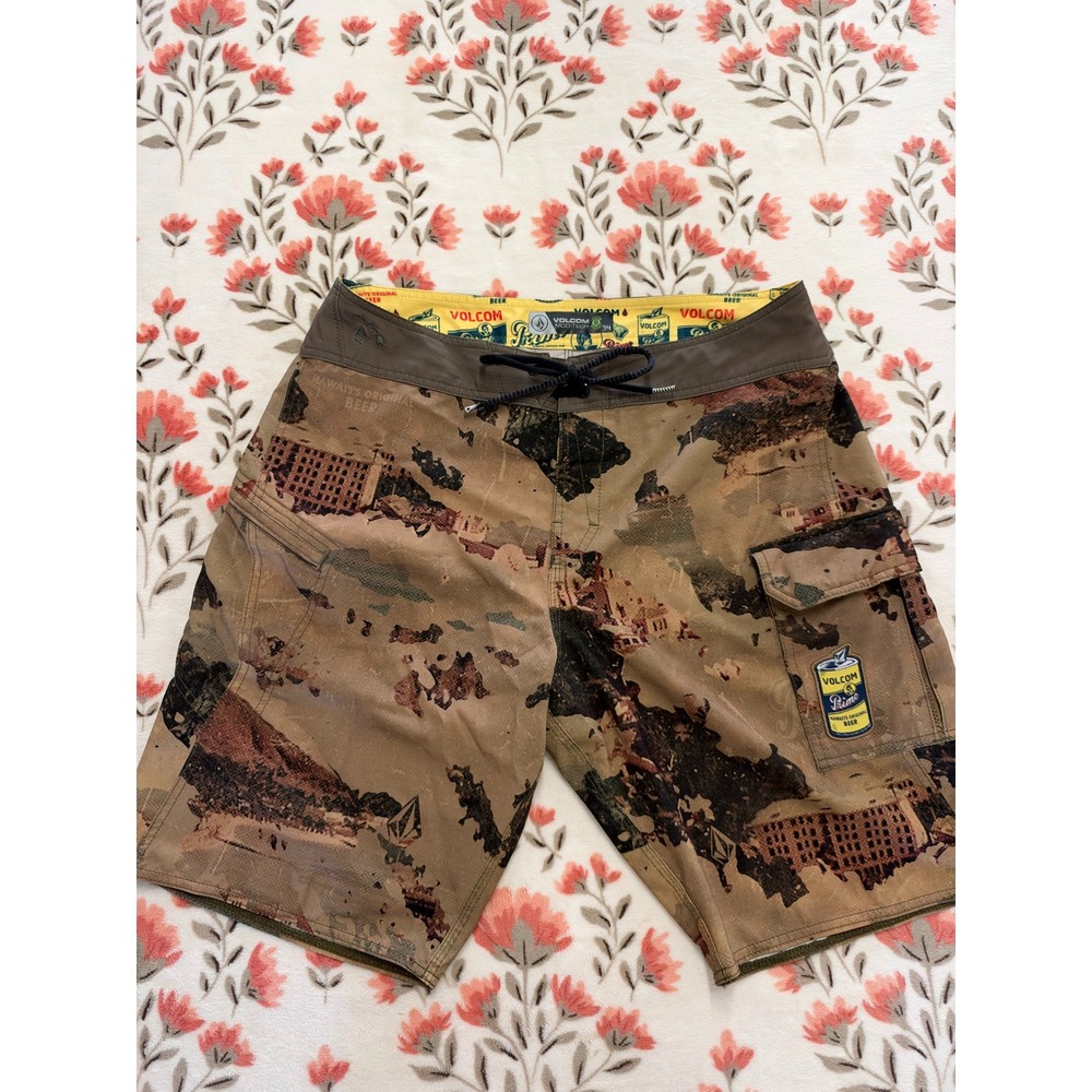 Volcom Mod-Tech Primo Beer Board Shorts Mens 34 Brown Hawaii Print Swim Trunks